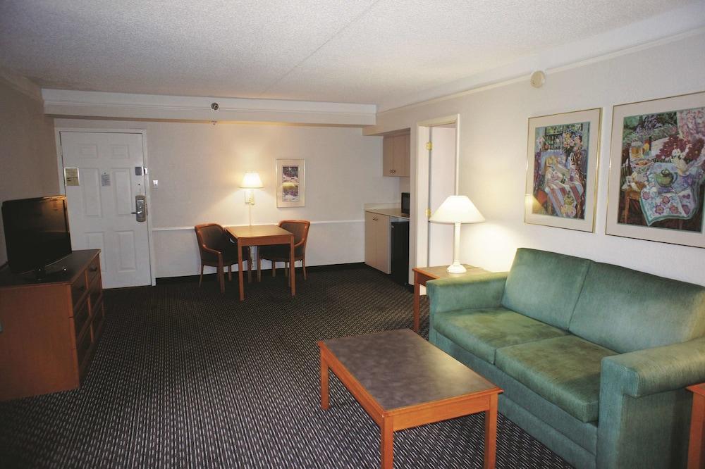 La Quinta Inn By Wyndham Tampa Bay Pinellas Park Clearwater Exterior foto