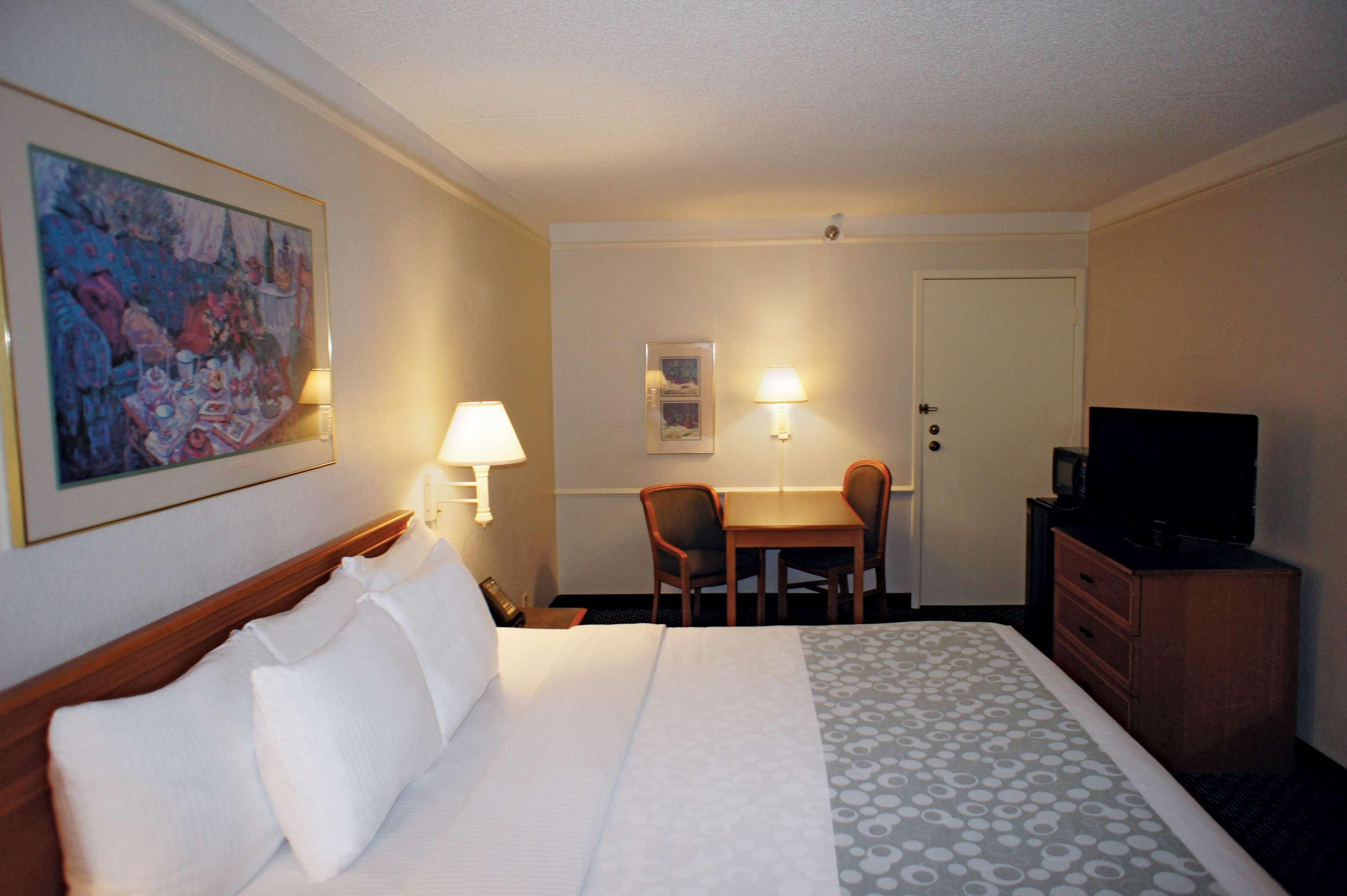 La Quinta Inn By Wyndham Tampa Bay Pinellas Park Clearwater Exterior foto