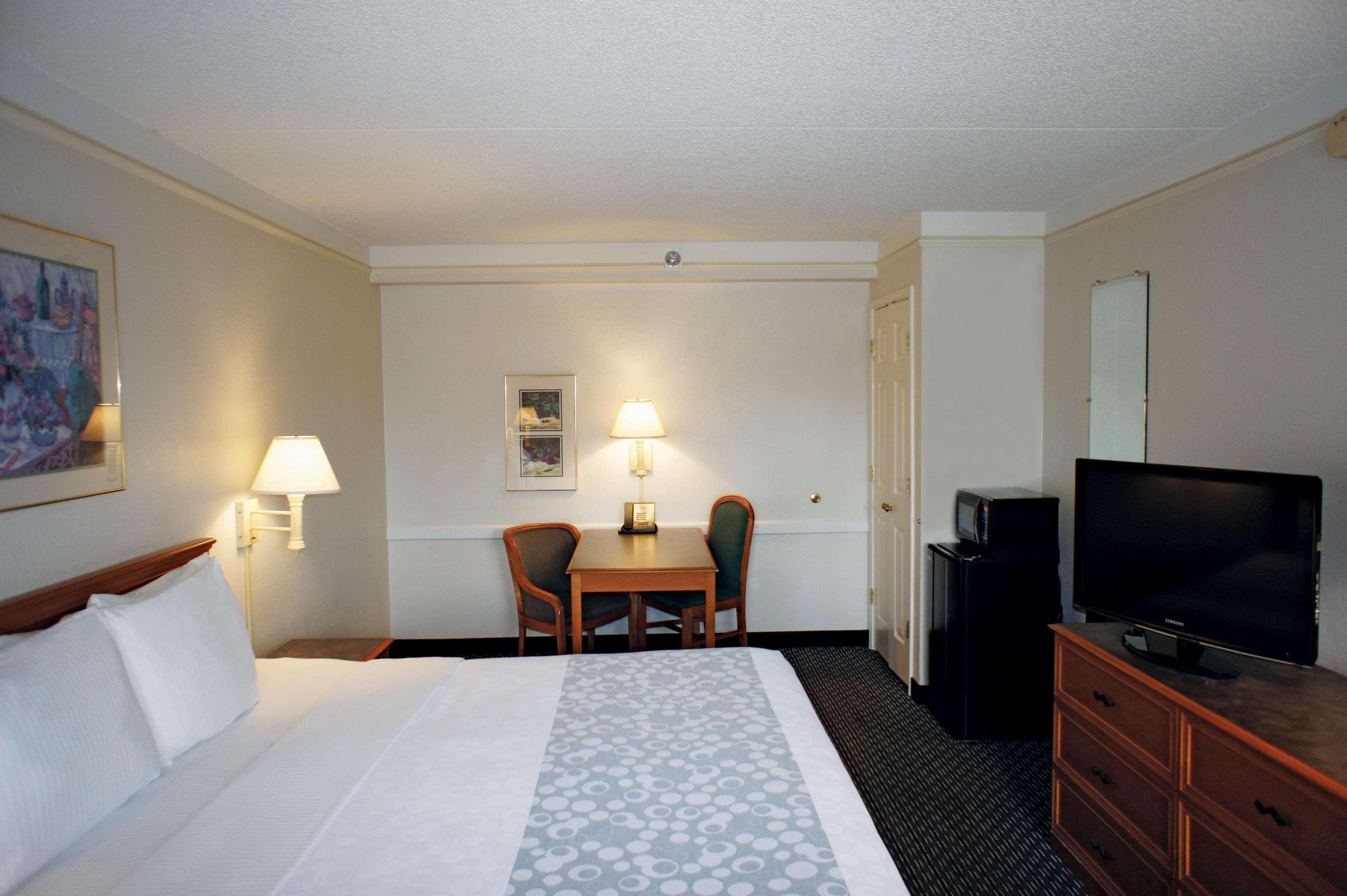 La Quinta Inn By Wyndham Tampa Bay Pinellas Park Clearwater Exterior foto