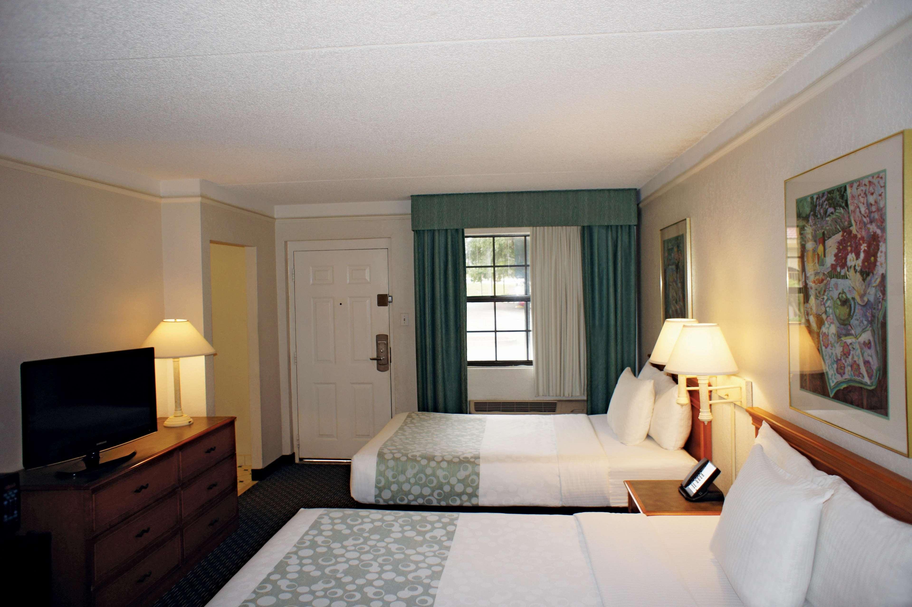La Quinta Inn By Wyndham Tampa Bay Pinellas Park Clearwater Exterior foto