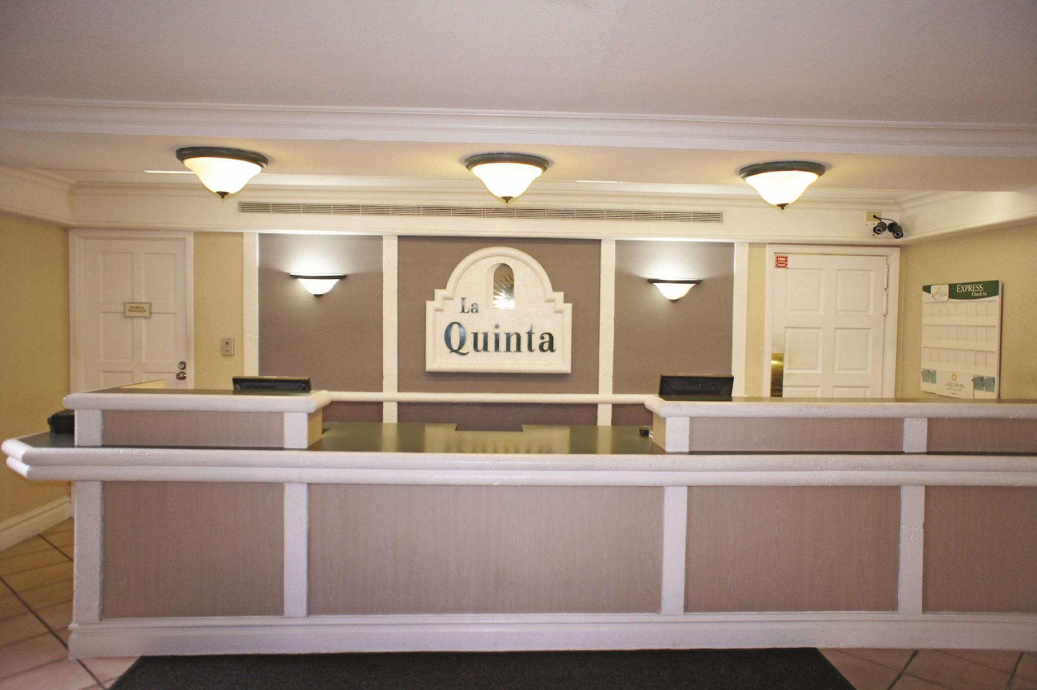 La Quinta Inn By Wyndham Tampa Bay Pinellas Park Clearwater Exterior foto